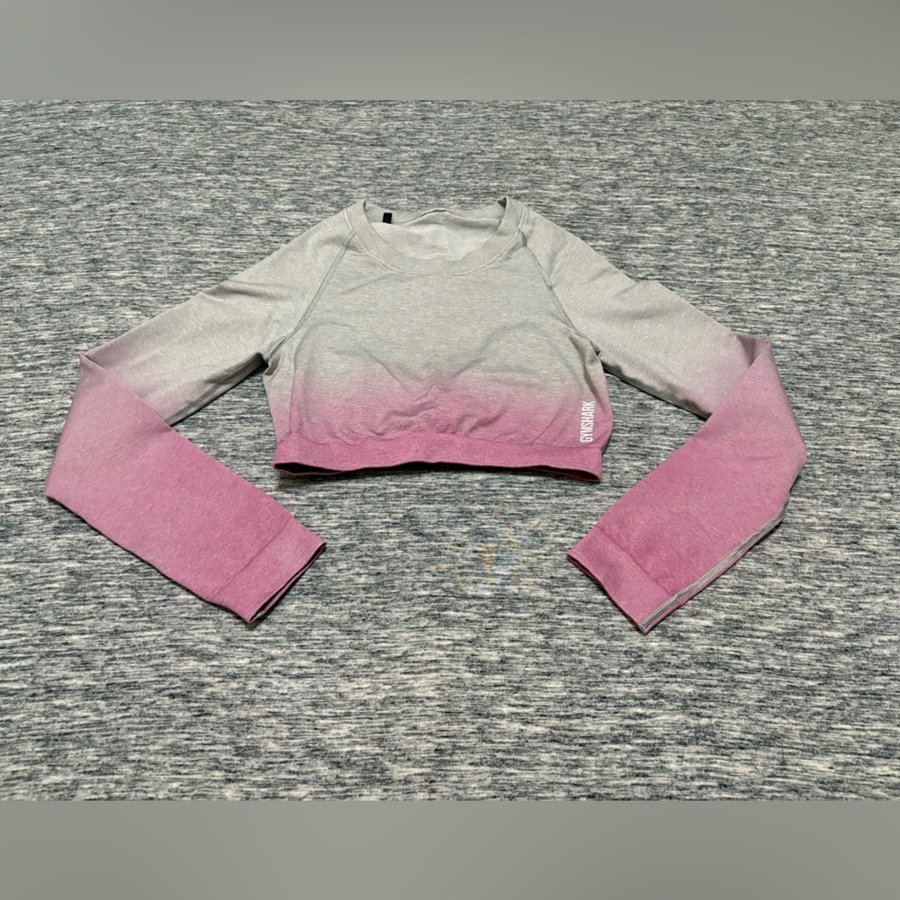 Gymshark Gray and Pink Ombre Cropped Workout Top Size Small